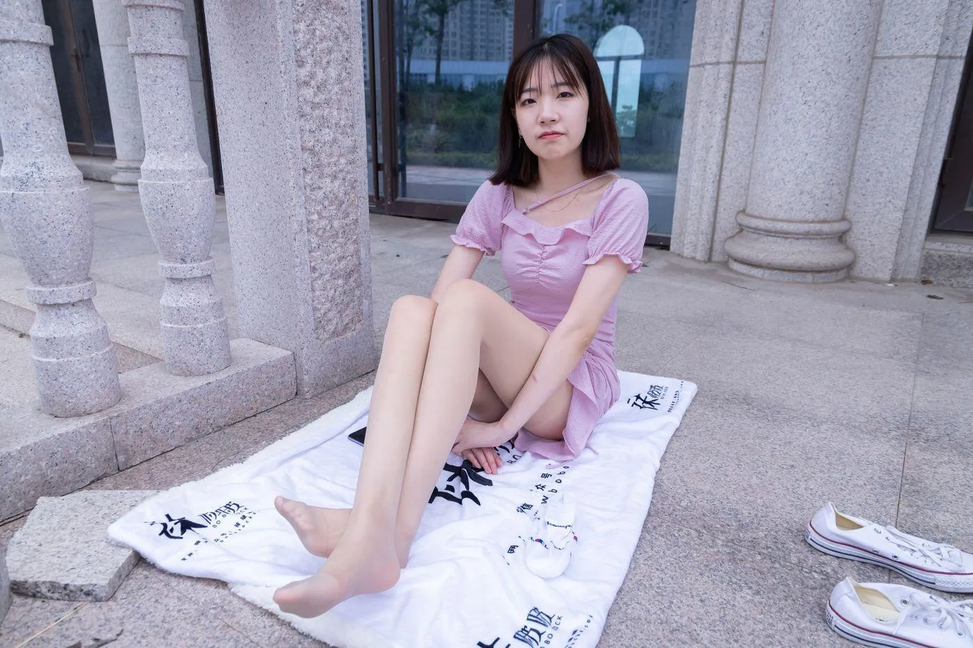 [BoBoSocks袜啵啵]NO.001 小甜豆-帆布鞋、白棉袜、肉丝 [138P]插图2